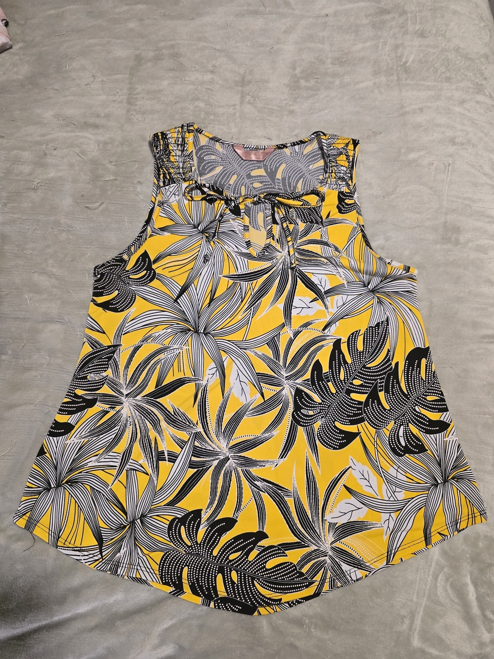 White House Black Market Tropical Palm Keyhole Sleeveless Blouse - M